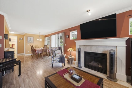 Kitchen Island Photo of 119 20894 57 Avenue, Langley, BC