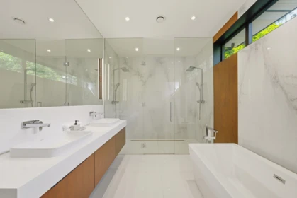Guest Bathroom Photo of 2965 Altamont Crescent, West Vancouver, BC