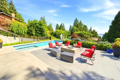 Outdoor Deck Photo of 2965 Altamont Crescent, West Vancouver, BC