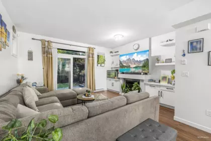 Kitchen Photo of 36 6123 138th Street, Surrey, BC