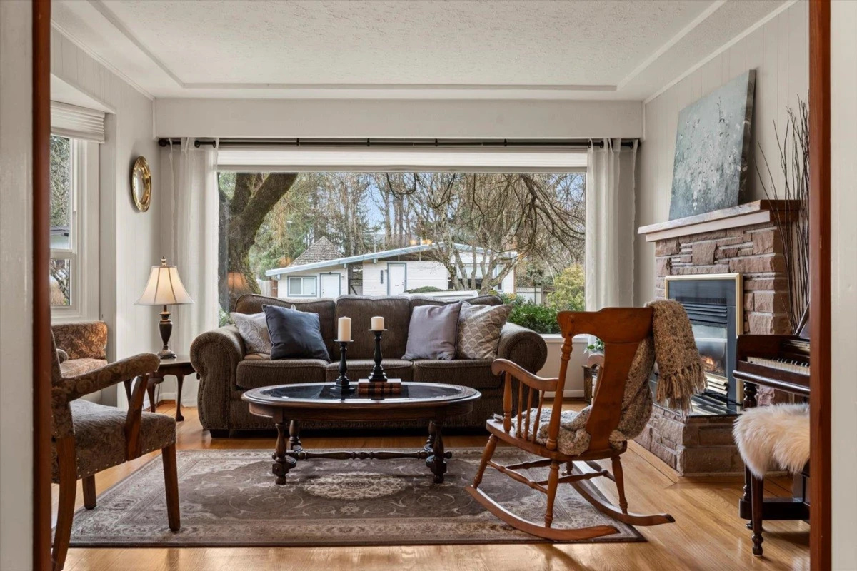 Family Room Photo of 34166 Cedar Avenue, Abbotsford, BC