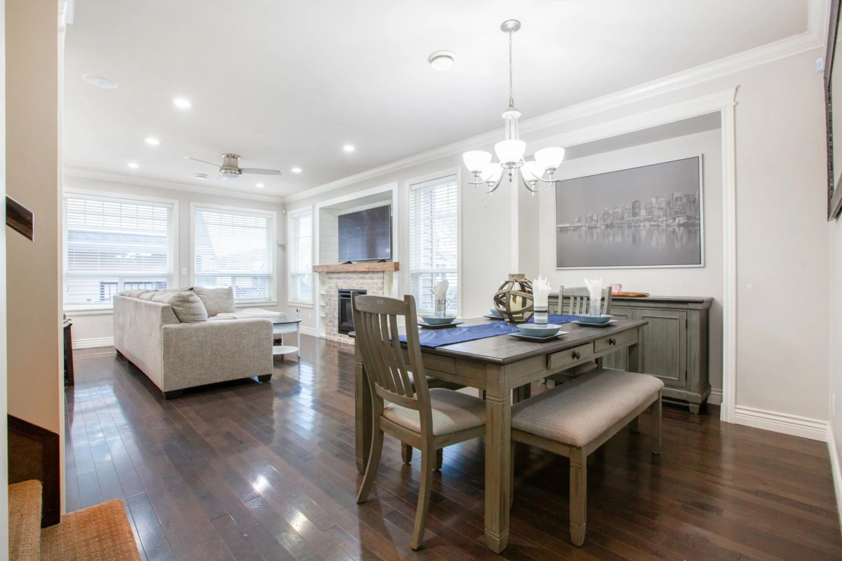 Dining Area Photo of 6799 192 Street, Surrey, BC