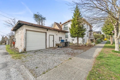 Outdoor Kitchen Photo of 2072 Kitchener Street, Vancouver, BC