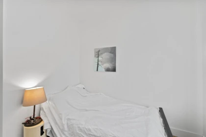 Powder Room Photo of 2072 Kitchener Street, Vancouver, BC