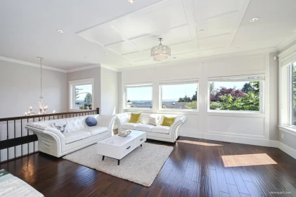 Breakfast Nook Photo of 15807 Buena Vista Avenue, White Rock, BC