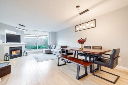 Kitchen Island Photo of 108 19131 Ford Road, Pitt Meadows, BC