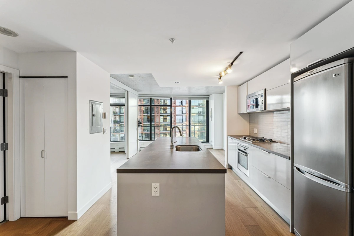Family Room Photo of 2408 108 W Cordova Street, Vancouver, BC