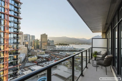 Entry Foyer Photo of 2408 108 W Cordova Street, Vancouver, BC