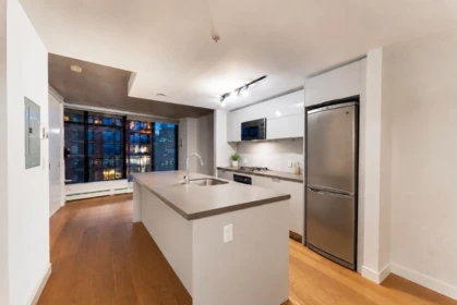 Kitchen Island Photo of 2408 108 W Cordova Street, Vancouver, BC