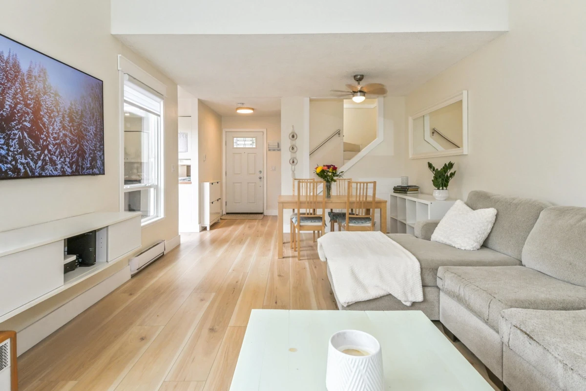Family Room Photo of 6294 W Greenside Drive, Surrey, BC