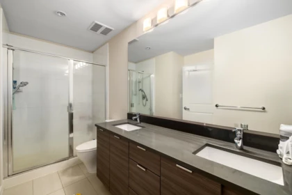 Walk-In Closet Photo of 515 2665 Mountain Highway, North Vancouver, BC