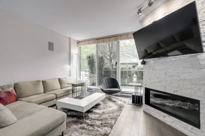 Kitchen Photo of 1405 W 7th Avenue, Vancouver, BC