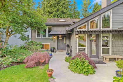 11799 Lyon Road, Delta, BC, Delta — Single Family Residence for sale