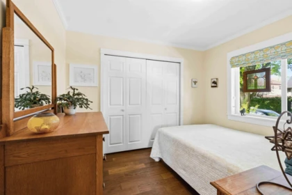 Hallway Photo of 4322 Welwyn Street, Vancouver, BC