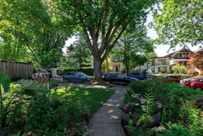 1865 E 7th Avenue, Vancouver, BC, Vancouver — Half Duplex for sale