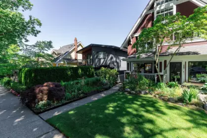 1865 E 7th Avenue, Vancouver, BC, Vancouver — Half Duplex for sale