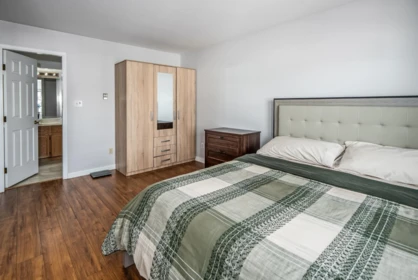 Bedroom 2 Photo of 504 9123 154 Street, Surrey, BC