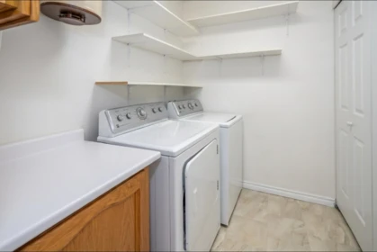 Primary Bathroom Photo of 504 9123 154 Street, Surrey, BC