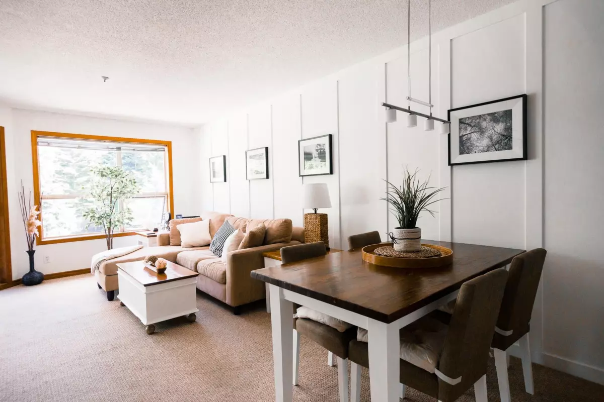 Living Room Photo of 334 4800 Spearhead Drive, Whistler, BC