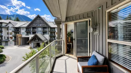 Guest Bathroom Photo of 334 4800 Spearhead Drive, Whistler, BC