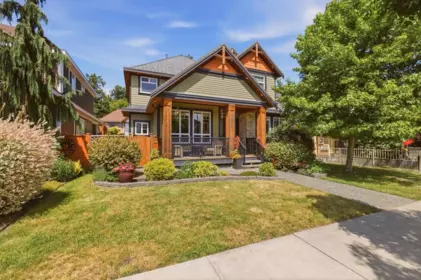 17351 3a Avenue, Surrey, BC, Surrey — Single Family Residence for sale