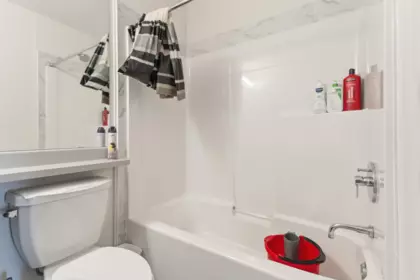 Mudroom Photo of 405 32838 Ventura Avenue, Abbotsford, BC