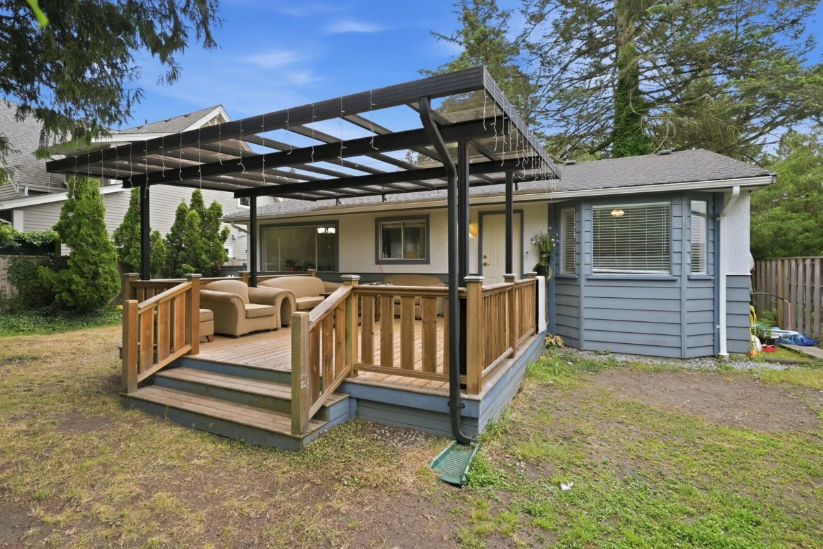 Living Room Photo of 5857 16 Avenue, Delta, BC