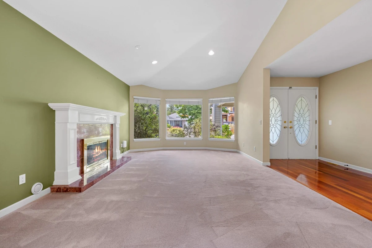 Dining Area Photo of 2192 148a Street, Surrey, BC
