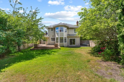 Front Yard Photo of 2192 148a Street, Surrey, BC