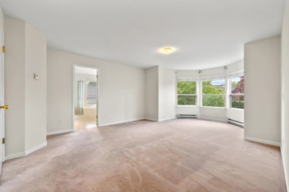 Mudroom Photo of 2192 148a Street, Surrey, BC