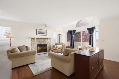 Kitchen Photo of 18862 Charnley Court, Pitt Meadows, BC
