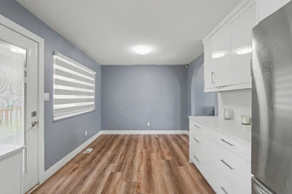 Kitchen Photo of 9024 123a Street, Surrey, BC