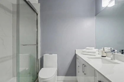 Powder Room Photo of 9024 123a Street, Surrey, BC