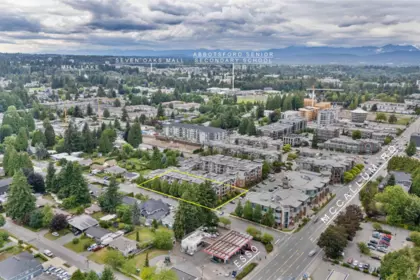 Office / Den Photo of 217 33545 Rainbow Avenue, Abbotsford, BC