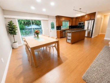 Kitchen Island Photo of 3370 Viewmount Drive, Port Moody, BC