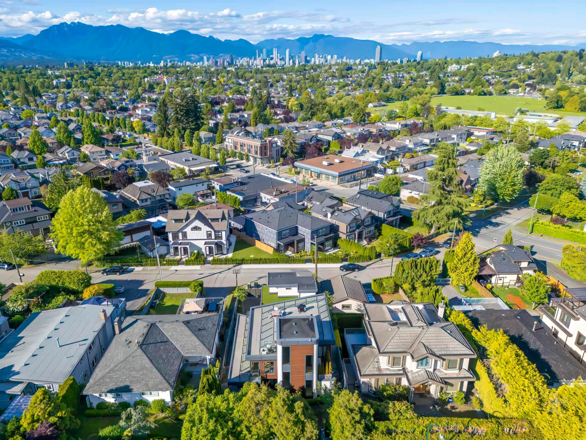 Family Room Photo of 2863 W King Edward Avenue, Vancouver, BC