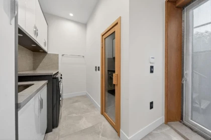Mudroom Photo of 2863 W King Edward Avenue, Vancouver, BC