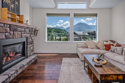 45989 Weeden Drive, Chilliwack, BC, Chilliwack — Single Family Residence for sale