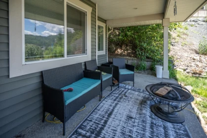 Swimming Pool Photo of 45989 Weeden Drive, Chilliwack, BC