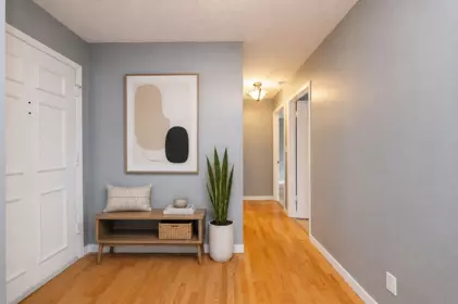 204 1390 Martin Street, White Rock, BC, White Rock — Apartment/Condo for sale