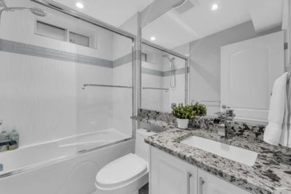 Aerial View of 118 N Glynde Avenue, Burnaby, BC