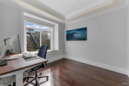 Swimming Pool Photo of 118 N Glynde Avenue, Burnaby, BC