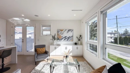 4265 Macdonald Avenue, Burnaby, BC, Burnaby — Half Duplex for sale
