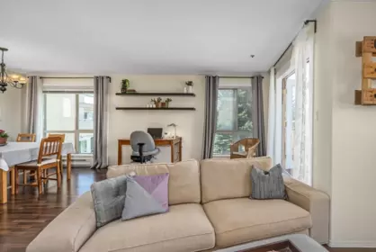 Breakfast Nook Photo of 407 33731 Marshall Road, Abbotsford, BC