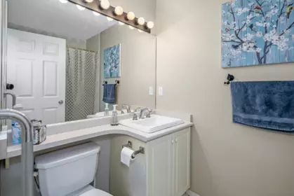 Mudroom Photo of 407 33731 Marshall Road, Abbotsford, BC