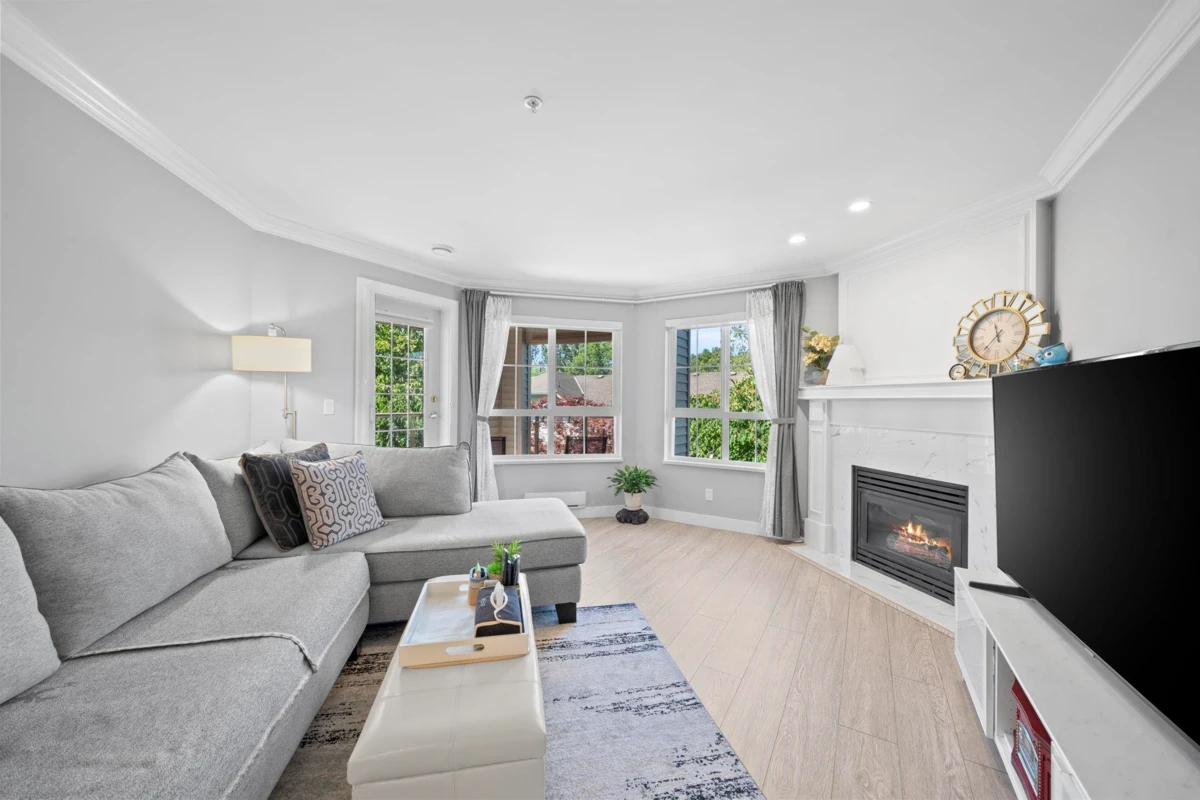 Dining Area Photo of 326 5500 Andrews Road, Richmond, BC