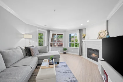 326 5500 Andrews Road, Richmond, BC, Richmond — Apartment/Condo for sale