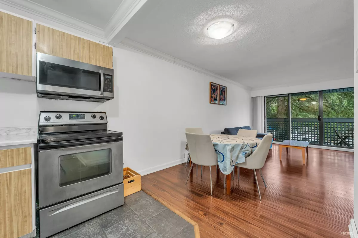 Living Room Photo of 308 601 North Road, Coquitlam, BC