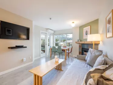 330 4350 Lorimer Road, Whistler, BC, Whistler — Apartment/Condo for sale