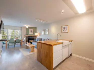 Kitchen Island Photo of 330 4350 Lorimer Road, Whistler, BC